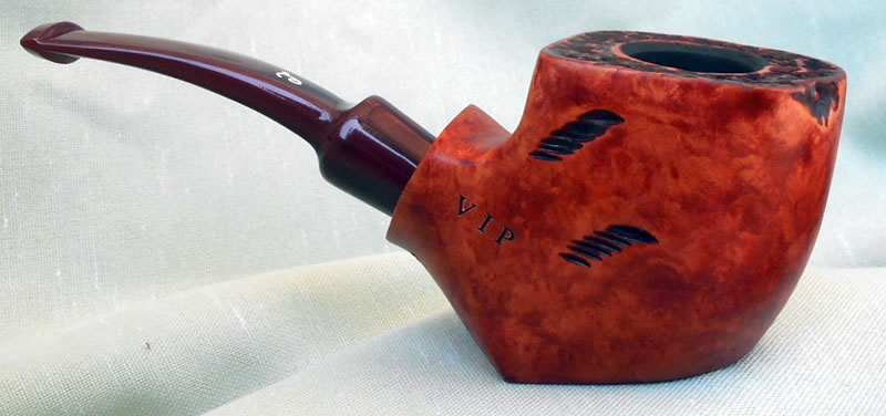 Lorenzo Summa Cum Laude spot carved smoking pipe